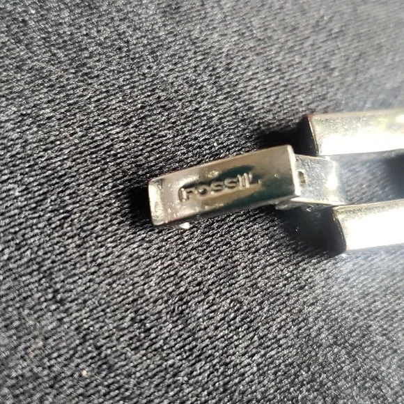 FOSSIL Silvertone Watch - Picture 2 of 3
